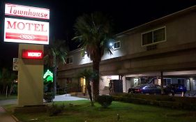 Town House Motel